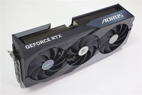 Gigabyte GeForce RTX 4070 Super Aorus Master забезпечує швидкодію рівня