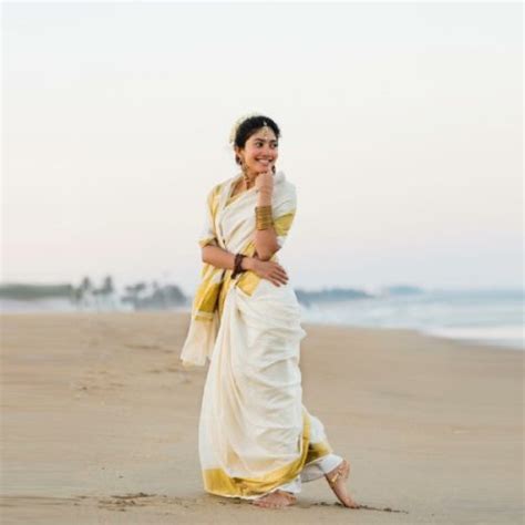 Sai Pallavi Traditional Kerala Kasavu Saree with Blouse - Worth Shopping