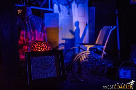 Winchester Mystery House S Hallowe En Candlelight Tour Review