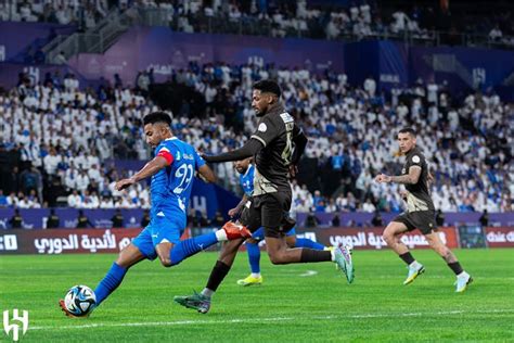 فيديو الهلال يواصل انتصاراته على حساب ضمك ويُغرد منفردًا في صدارة