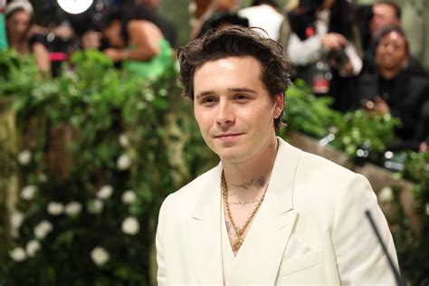 El Reloj Azul De Brooklyn Beckham Con El Que Dar La Bienvenida Al Verano