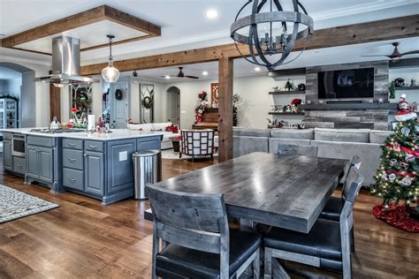 New Open Concept Modern Farmhouse Heritage Builders LLC