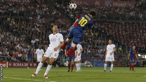 Lionel Messi's top 10 iconic Barcelona moments - BBC Sport