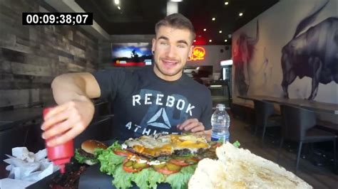 Insane 13lb Burger Challenge Undefeated The Biggest Burger Challenge