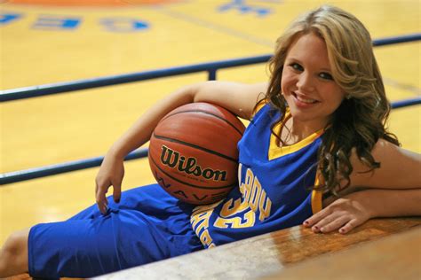 Girls Basketball Poses Sports Poses Pinterest Girls Basketball