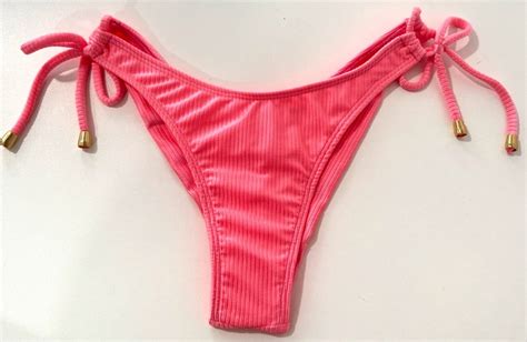 Hot Sexy Janaina Campos Bikini Pics