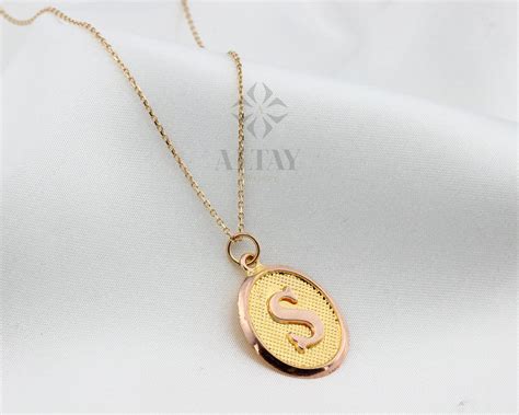 14K Solid Gold Initial Pendant - Etsy