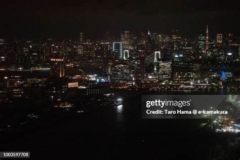 Tokyo City Night View At Odaiba Tokyo Bay Photos and Premium High Res ...