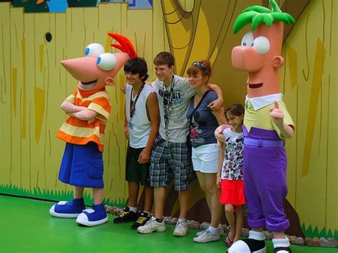 Video Phineas And Ferb Meet And Greet Experience Officially Debuts At