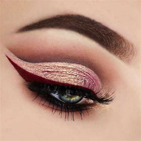 Red Eyeliner Makeup Looks Bold And Brilliant No Eyeliner Makeup Red