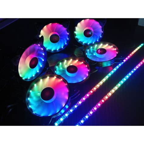 Qu T T N Nhi T Fan Led Rgb Coolmoon V Ng B Hub Coolmoon