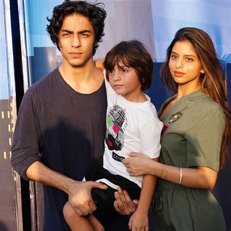 Aryan Khan Bebas Putri Shah Rukh Khan Pesta