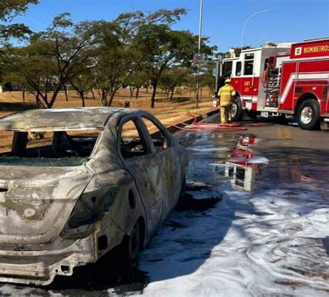 Carro De Transporte Por Aplicativo Pega Fogo No Riacho Fundo Jornal