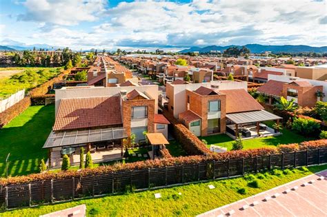 Vivir En La Sabana De Bogot Descubre Sus Ventajas Revista Compensar