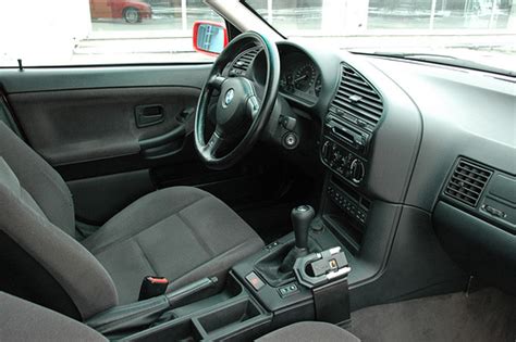 missy-charisma: BMW e36 325i interior picture