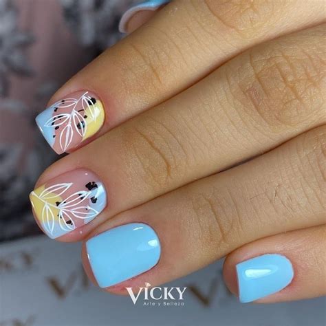 Pin By Myrian Stella On U As Lindas Nails Nails Inspiration Floral