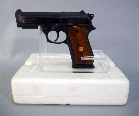 taurus intl taurus taurus pt    acp pistol sn kl