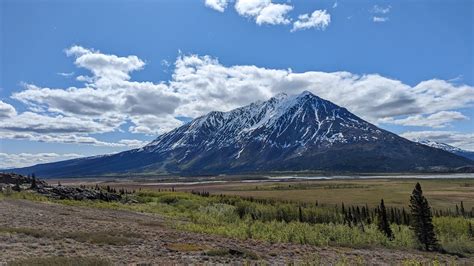 Guided Hiking Tours I Yukon Guided Adventures - Haines Junction