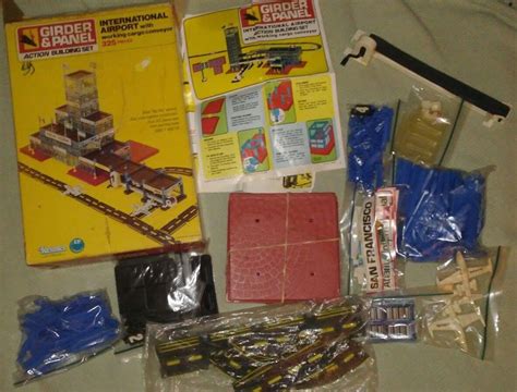 Kenner Girder Panel Action Building Set International Airport