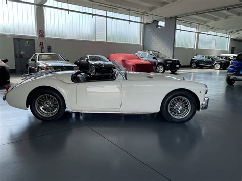 Zu Verkaufen MG MGA 1500 1957 angeboten für 31 500