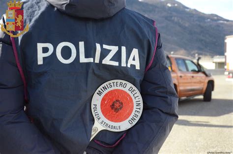 Controlli Polizia Stradale A Luglio Contestate 1 879 Infrazioni 18