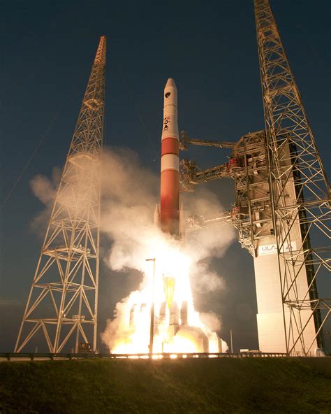 Launch Photos: Air Force GPS Satellite Soars into Orbit | Space