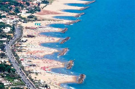 Spiaggia Di San Felice Circeo Itbeach