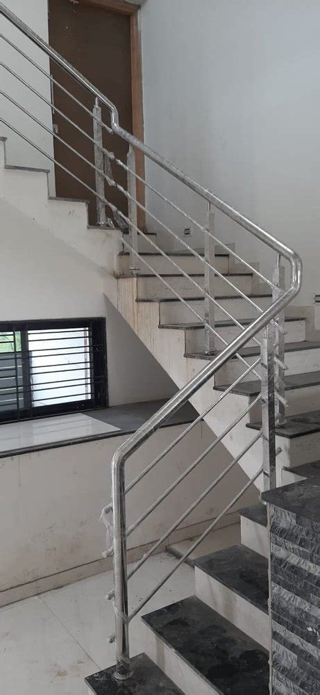 Silver Stairs 304 Stainless Steel Staircase Railing For Home At Rs 550