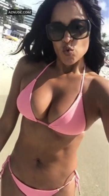 Claudia Jordan Sexy In A Pink String Bikini On The Beach In Miami 12