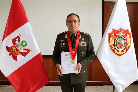 Designan a general David Ojeda como nuevo Comandante General del Ejército