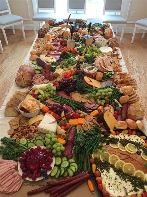 Charcuterie Board Buffet For Anniversary Party Buffet De Comida Mesa