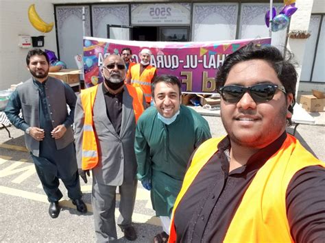 Mississauga Muslim Community Center Holds Eid Ul Fitr Drive Thru Lunch