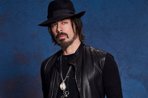 Guitar Virtuoso Richie Kotzen Celebrates Birthday Today With 50 For 50