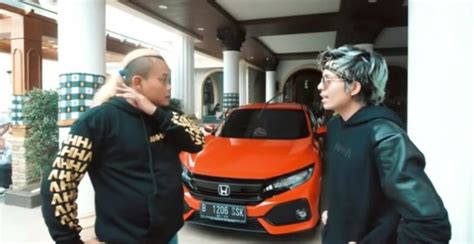 8 Koleksi Mobil Mewah Sule Terbaru Yang Totalnya Tembus 1 Triliun