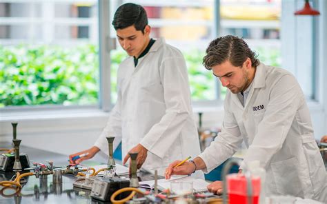 Laboratorio De Química Udem