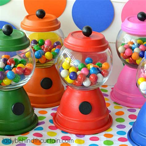 DIY Gumball Machine Party Favors