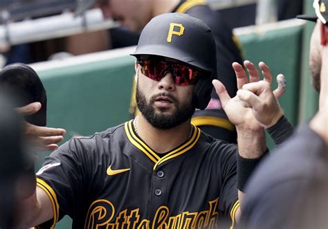 Paul Zeise S Mailbag Could Pirates Isiah Kiner Falefa Take Over For