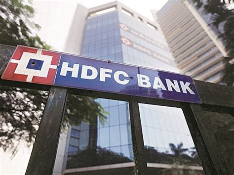 Sashidhar Jagdishan To Replace Aditya Puri As Hdfc Bank Ceo Rbi Approves Appointment Zee Business