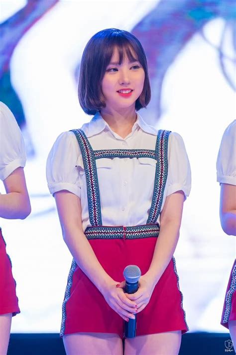 Eun Ha 은하 Kpopirlgroup Gfriend Yeojachingu Eunha Stage Outfit