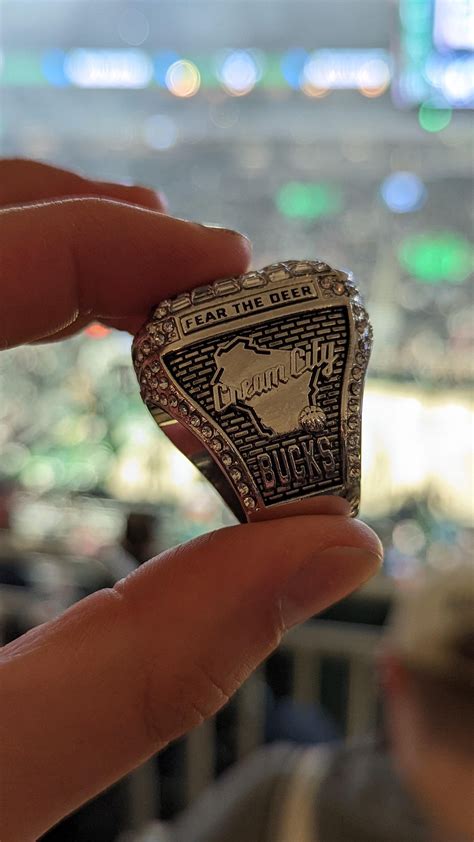 (Replica) Championship Ring Night in Milwaukee : nba