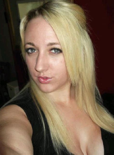 Exposed Kommentieren Sie Diese Blondine Die Sperma Im Gesicht Liebt Porno Bilder Sex Fotos