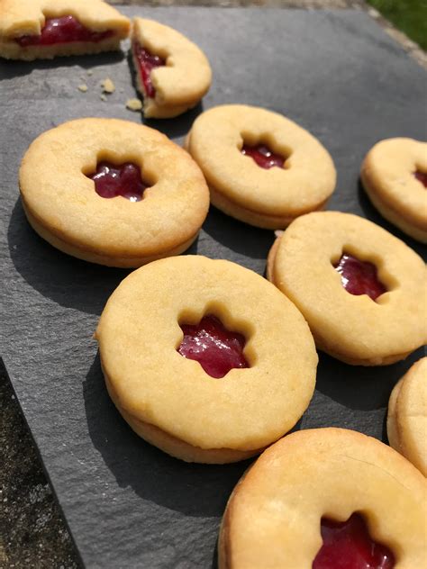 Jammy Dodgers Nancy Birtwhistle