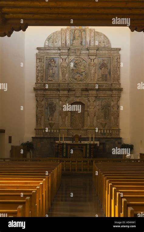 New Mexico, Santa Fe, Cristo Rey Catholic church, nave Stock Photo - Alamy