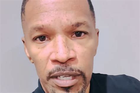 Jamie Foxx Se Oglasio Prvi Put Nakon Hospitalizacije Smirivao