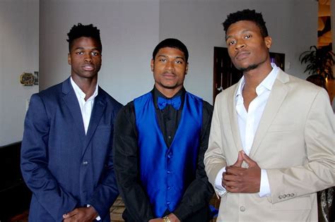 Who Is Antonio Armstrong Jr Teen Son Accused Of Killing Ex Nfl Lb