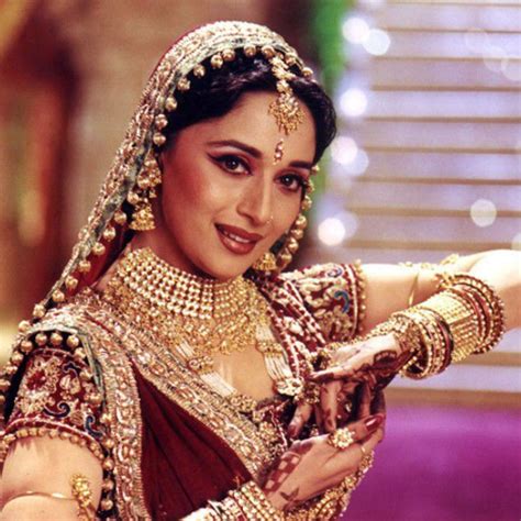 18 Years of Devdas: Madhuri Dixit Remembers Saroj Khan And Their Love ...