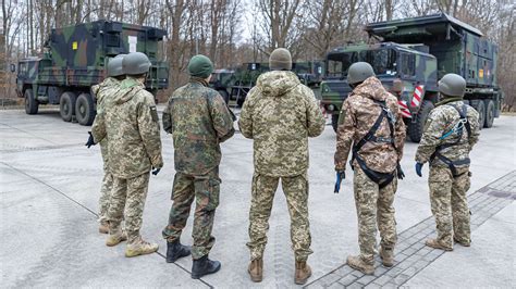 Ausbildung Ukrainischer Soldaten Am Waffensystem Patriot