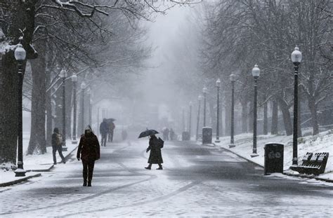 Northeast Braces For Winter Storm That Hit Plains Midwest