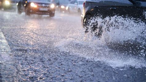 Wetter Heute In Baden W Rttemberg Kr Ftige Schauer Und Gewitter Drohen