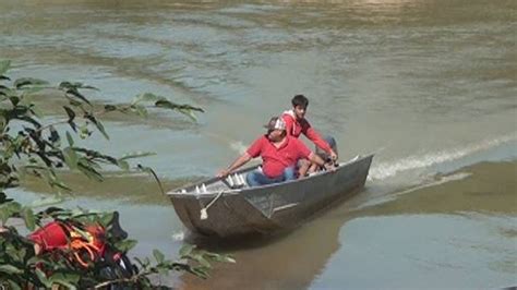 Pai Tenta Salvar Filho De Afogamento E Os Dois Morrem Em Rio